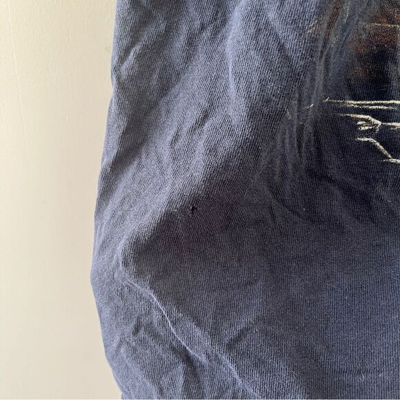 Vintage Graphic T-shirt Nature Scene Wolves Bears Eagles Full Moon Navy Blue - Picture 4 of 7